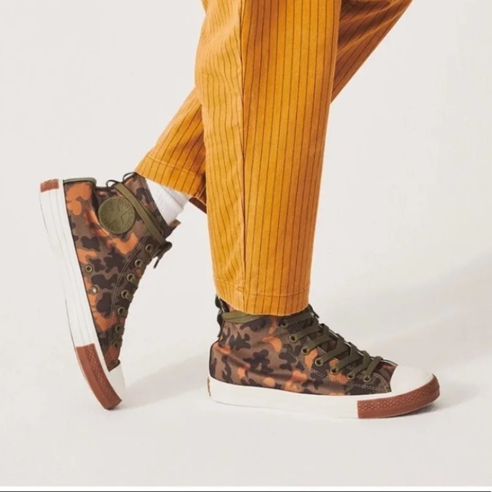 Converse CTAS Hi “Field Surplus/Egret” Cordura Sneaker Size 8 Women